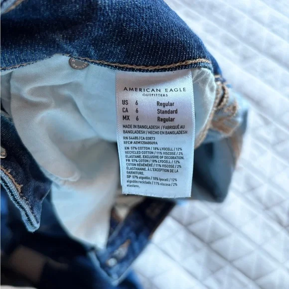 American Eagle Outfitters Deep Blue Ripped Wide Leg Jeans - Picture 4 of 6